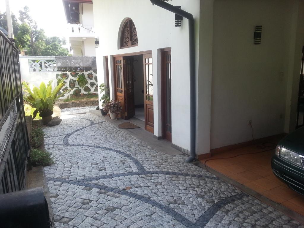 Aaranya Residence Kandy Exterior foto